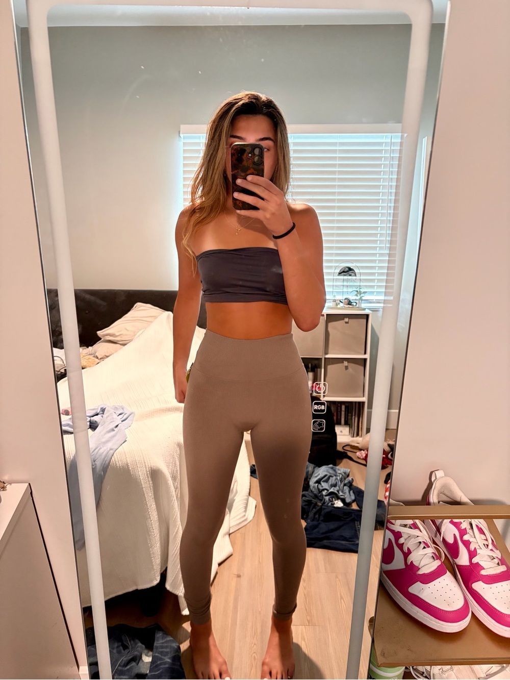 all in motion High-Waist Seamless Leggings in Taupe
